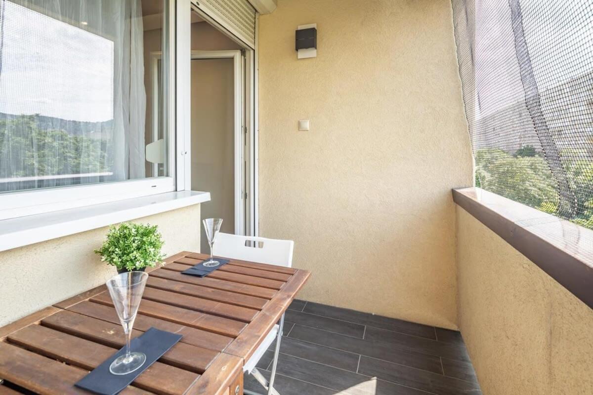 Cozy Quiet Apartment With A Balcony Budapešť Exteriér fotografie