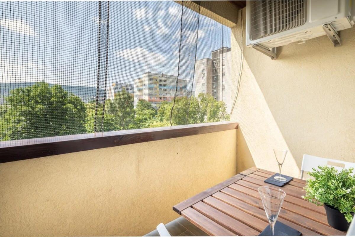 Cozy Quiet Apartment With A Balcony Budapešť Exteriér fotografie